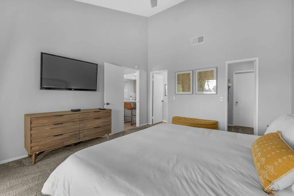 77086 Pauma Valley Way, Palm Desert, California 92211 home-pic-12